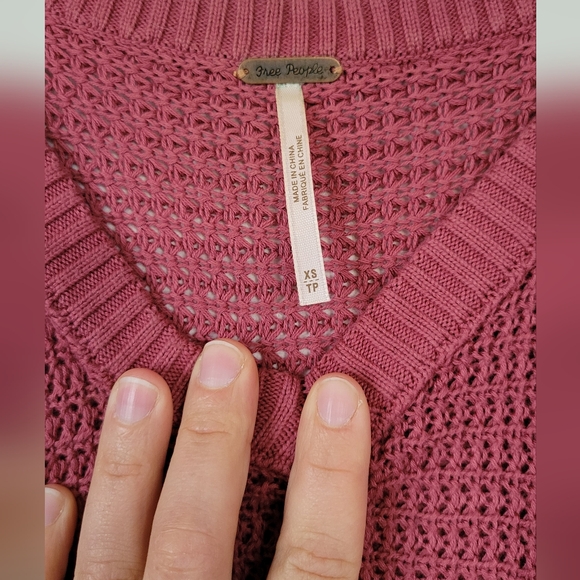Free People Moonshine Cold Shoulder Sweater In Dusty Rose - Picture 2 of 7